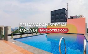 Sans Hotel Alexander Bandung